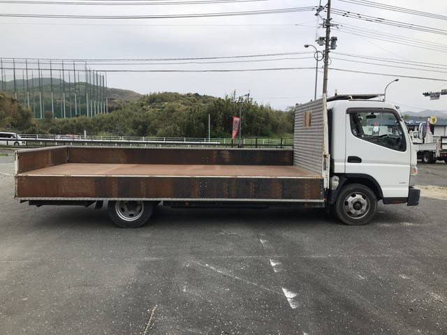 三菱ふそうキャンター平ボディ小型（2t・3t）[写真08]