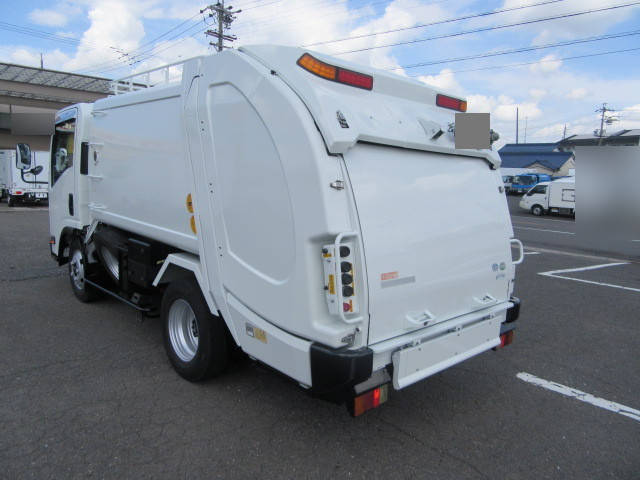 いすゞエルフパッカー車（塵芥車）小型（2t・3t）[写真02]