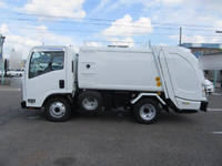 いすゞエルフパッカー車（塵芥車）小型（2t・3t）[写真05]