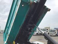 三菱ふそうキャンターコンテナ専用車小型（2t・3t）[写真14]