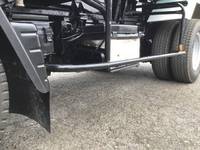 三菱ふそうキャンターコンテナ専用車小型（2t・3t）[写真22]