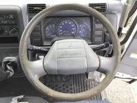 三菱ふそうキャンターコンテナ専用車小型（2t・3t）[写真38]