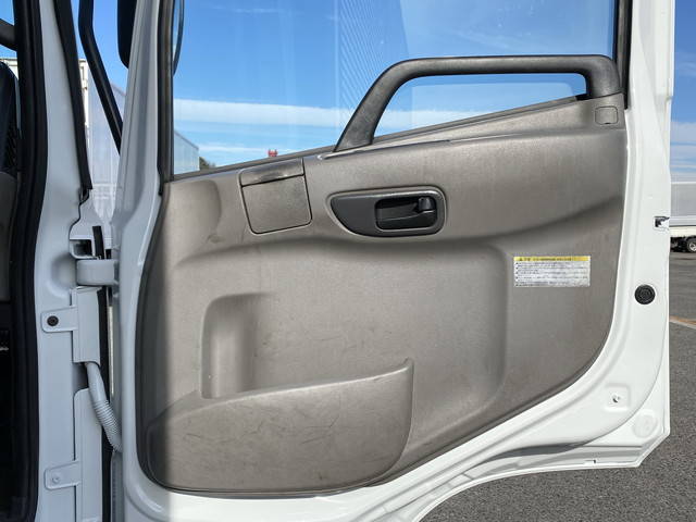 UDトラックスコンドルアルミウイング中型（4t）[写真28]