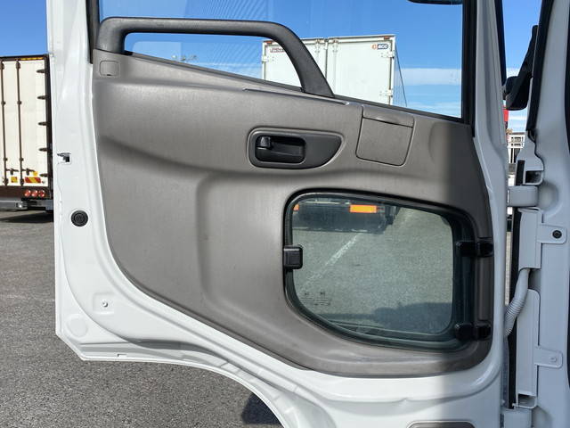 UDトラックスコンドルアルミウイング中型（4t）[写真29]