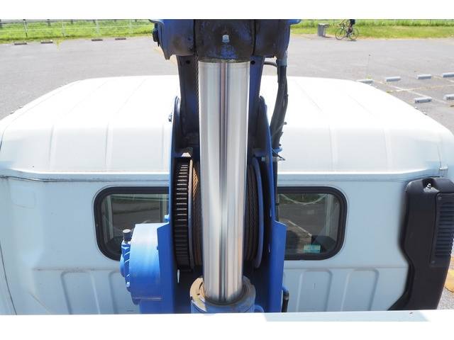 三菱ふそうキャンタークレーン4段小型（2t・3t）[写真18]