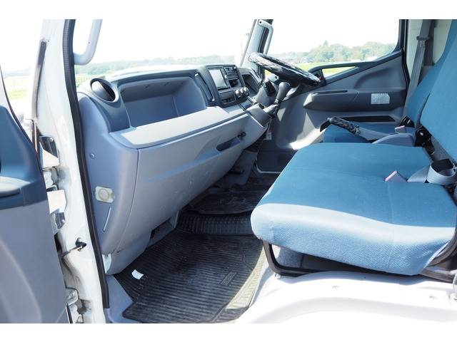 三菱ふそうキャンタークレーン4段小型（2t・3t）[写真34]