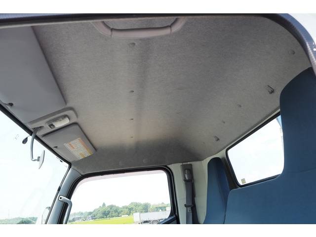 三菱ふそうキャンタークレーン4段小型（2t・3t）[写真35]