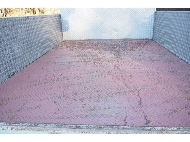 三菱ふそうキャンタークレーン5段小型（2t・3t）[写真17]