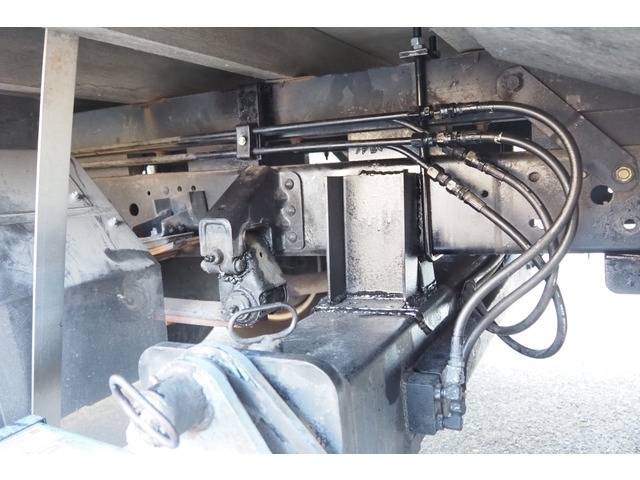 三菱ふそうキャンタークレーン5段小型（2t・3t）[写真21]