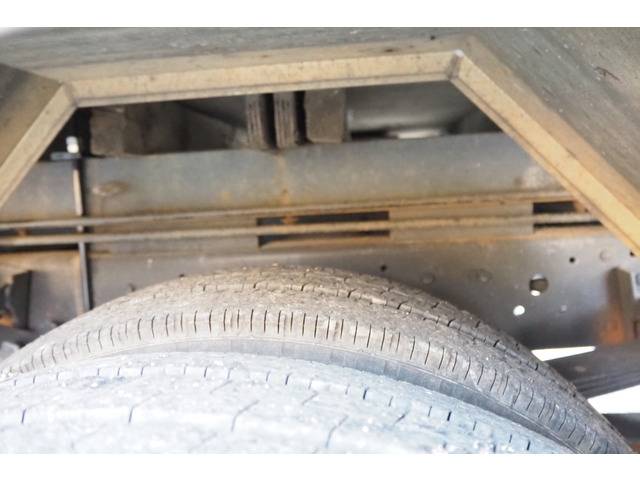 三菱ふそうキャンタークレーン5段小型（2t・3t）[写真23]