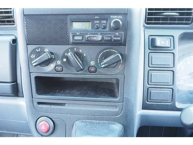 三菱ふそうキャンタークレーン5段小型（2t・3t）[写真37]