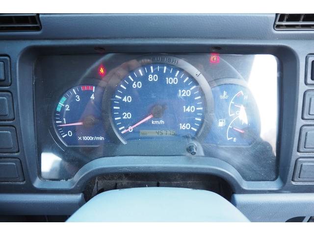 三菱ふそうキャンタークレーン5段小型（2t・3t）[写真39]