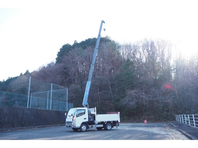 三菱ふそうキャンタークレーン5段小型（2t・3t）[写真07]