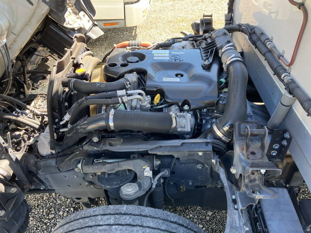 いすゞエルフ冷凍車（冷蔵車）小型（2t・3t）[写真21]