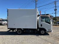 いすゞエルフ冷凍車（冷蔵車）小型（2t・3t）[写真07]