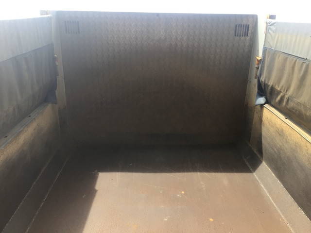 三菱ふそうファイターダンプ増トン（6t・8t）[写真09]