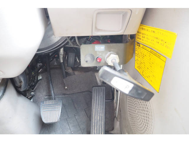 トヨタダイナクレーン5段小型（2t・3t）[写真36]