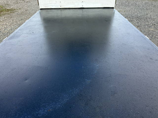 日産アトラス平ボディ小型（2t・3t）[写真14]