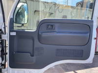 日産アトラス平ボディ小型（2t・3t）[写真26]