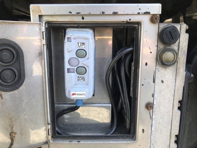 日野デュトロ平ボディ小型（2t・3t）[写真22]