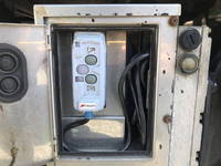 日野デュトロ平ボディ小型（2t・3t）[写真22]