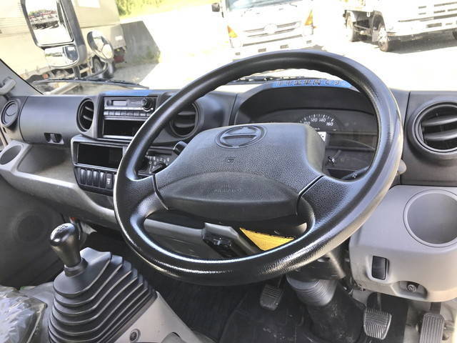 日野デュトロ平ボディ小型（2t・3t）[写真35]