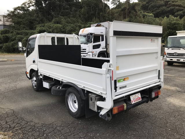 日野デュトロ平ボディ小型（2t・3t）[写真04]