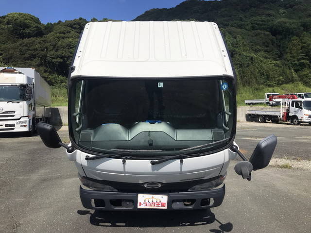 日野デュトロ平ボディ小型（2t・3t）[写真08]