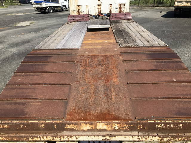 いすゞフォワード回送車増トン（6t・8t）[写真10]