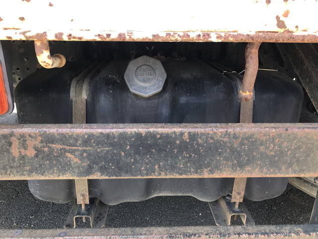 いすゞフォワード回送車増トン（6t・8t）[写真16]