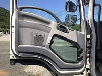 いすゞフォワード回送車増トン（6t・8t）[写真21]