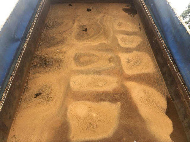 日野レンジャーダンプ中型（4t）[写真14]