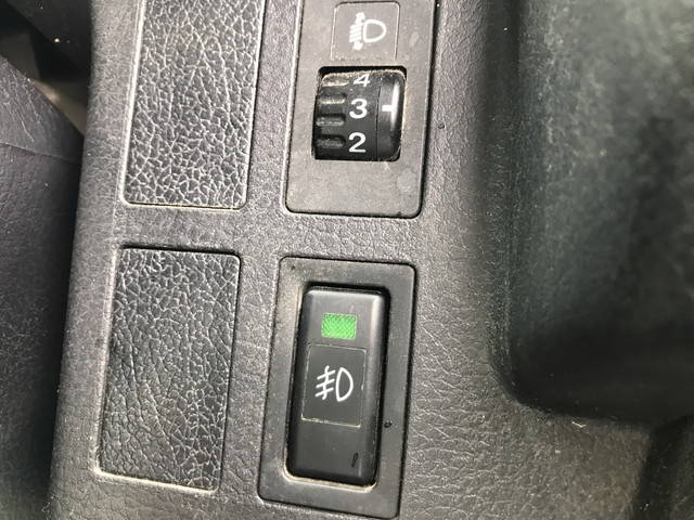 日野レンジャーダンプ中型（4t）[写真34]