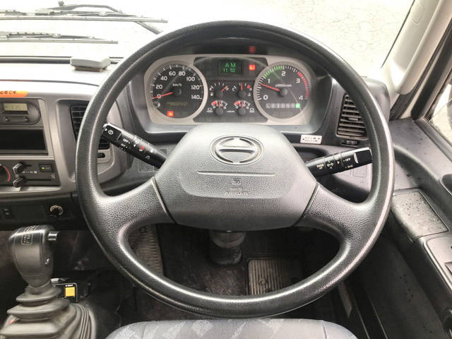 日野レンジャーダンプ中型（4t）[写真37]