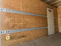 三菱ふそうキャンターアルミバン小型（2t・3t）[写真13]