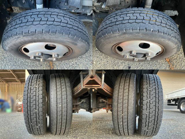 三菱ふそうキャンターアルミバン小型（2t・3t）[写真22]