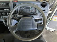 三菱ふそうキャンターアルミバン小型（2t・3t）[写真37]