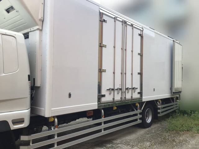 三菱ふそうファイター冷凍車（冷蔵車）増トン（6t・8t）[写真06]