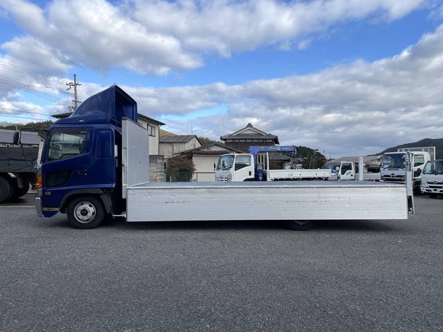 日野レンジャーアルミブロック中型（4t）[写真06]
