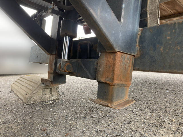 いすゞエルフセーフティローダー小型（2t・3t）[写真19]