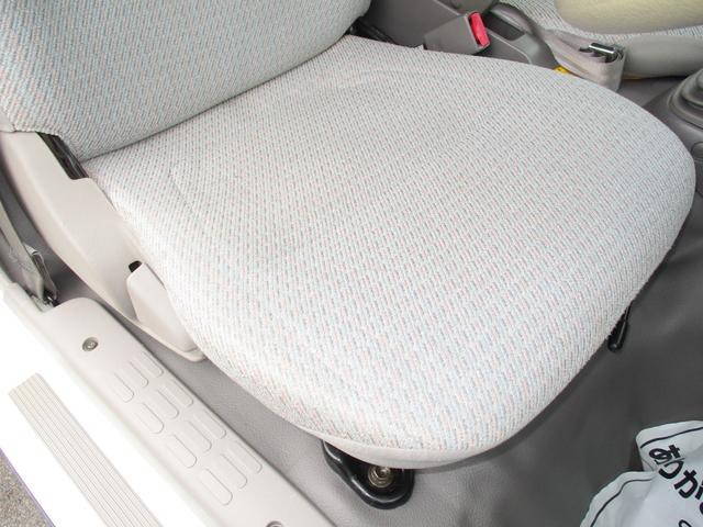 トヨタトヨエースパネルバン小型（2t・3t）[写真12]