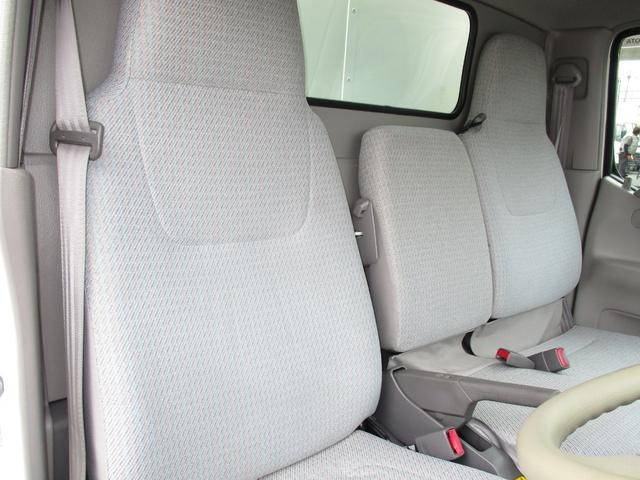 トヨタトヨエースパネルバン小型（2t・3t）[写真17]