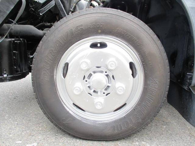 トヨタトヨエースパネルバン小型（2t・3t）[写真38]