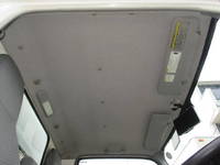 日野デュトロパネルバン小型（2t・3t）[写真22]