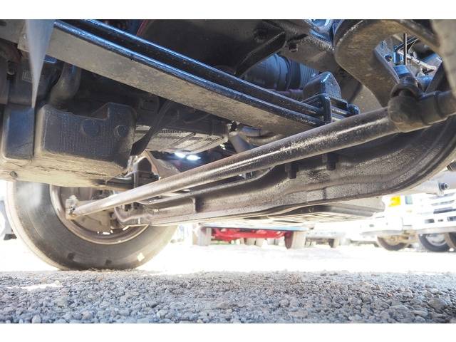 三菱ふそうキャンタークレーン4段小型（2t・3t）[写真19]