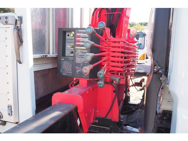 三菱ふそうキャンタークレーン4段小型（2t・3t）[写真07]