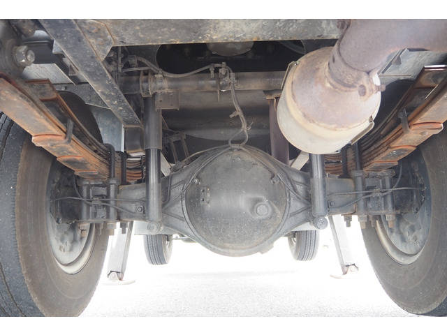 三菱ふそうキャンター高所作業車小型（2t・3t）[写真25]