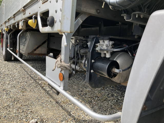 日野レンジャーアルミブロック中型（4t）[写真17]