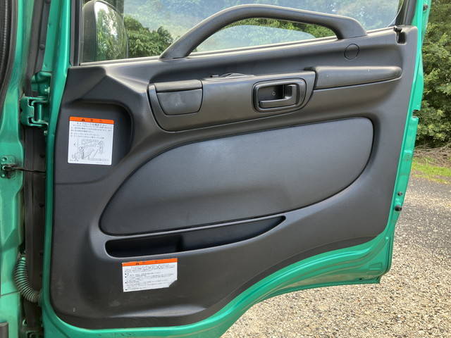 日野レンジャーアルミブロック中型（4t）[写真26]