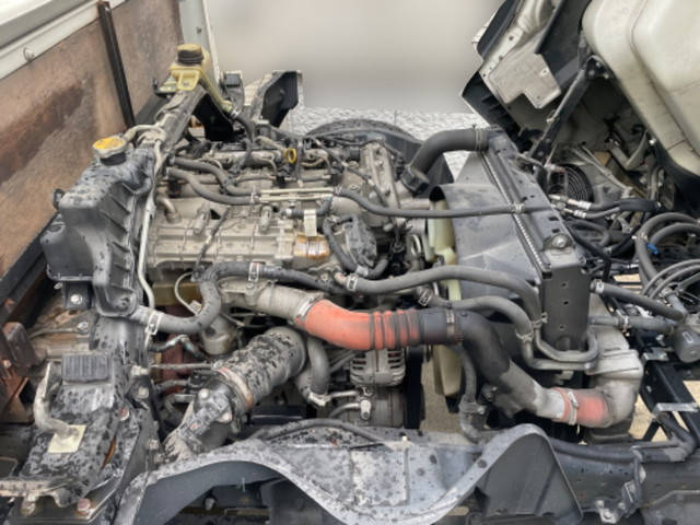 三菱ふそうキャンター平ボディ小型（2t・3t）[写真18]